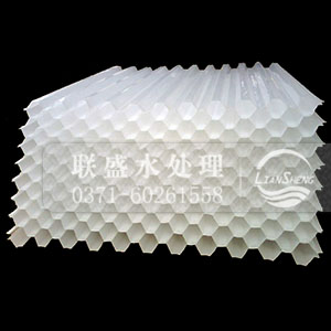 б������